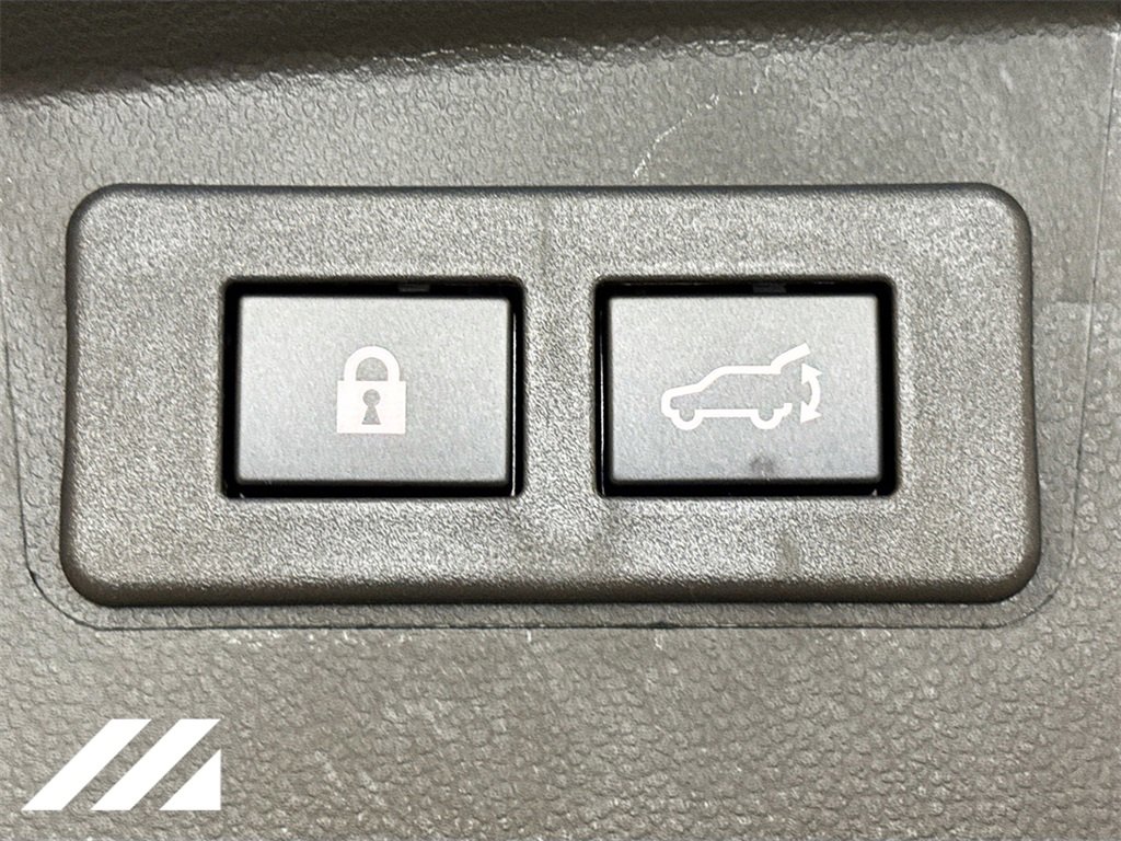 Certified 2025 Subaru Outback Premium image 28