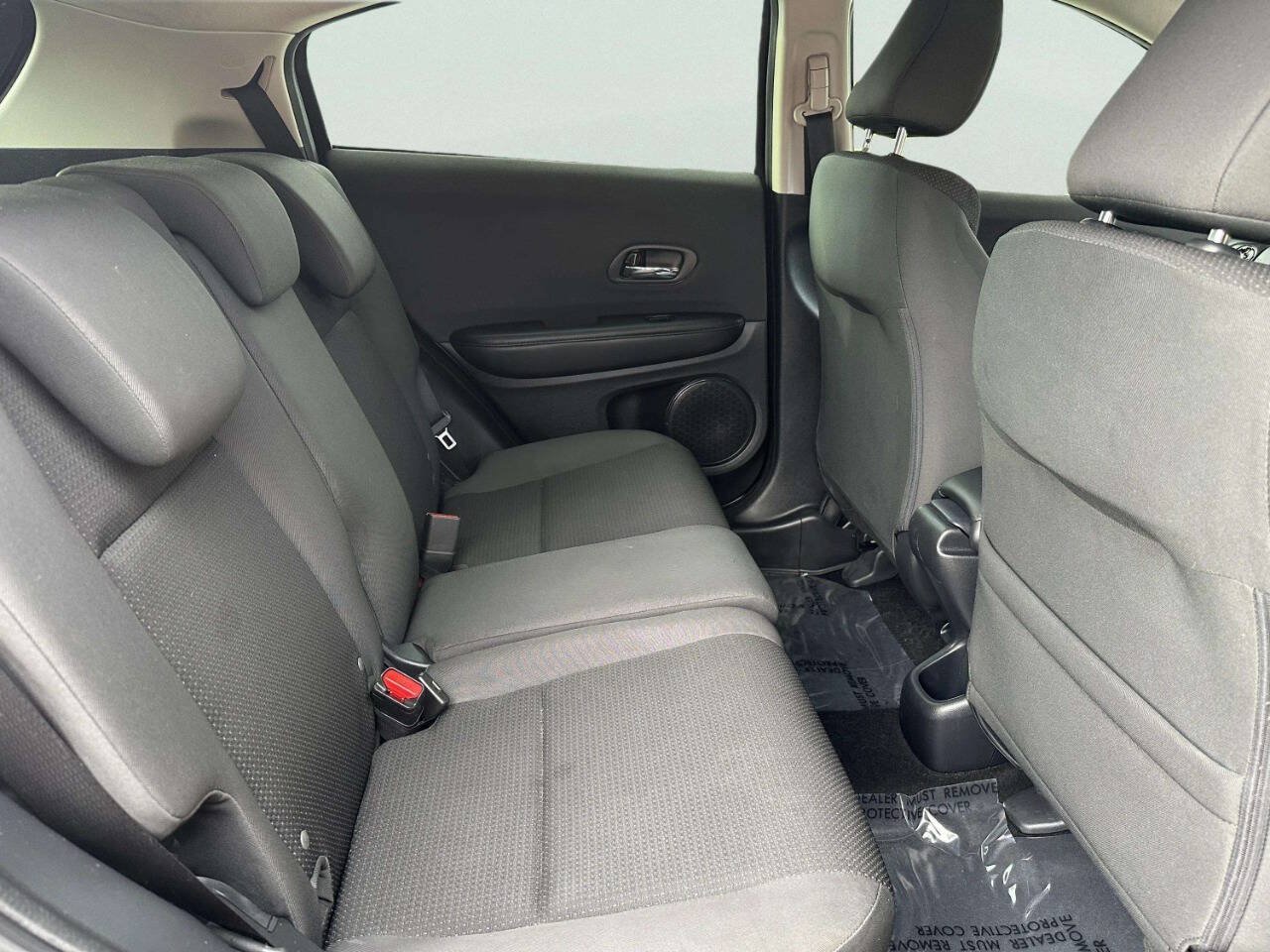 Used 2019 Honda HR-V LX image 15