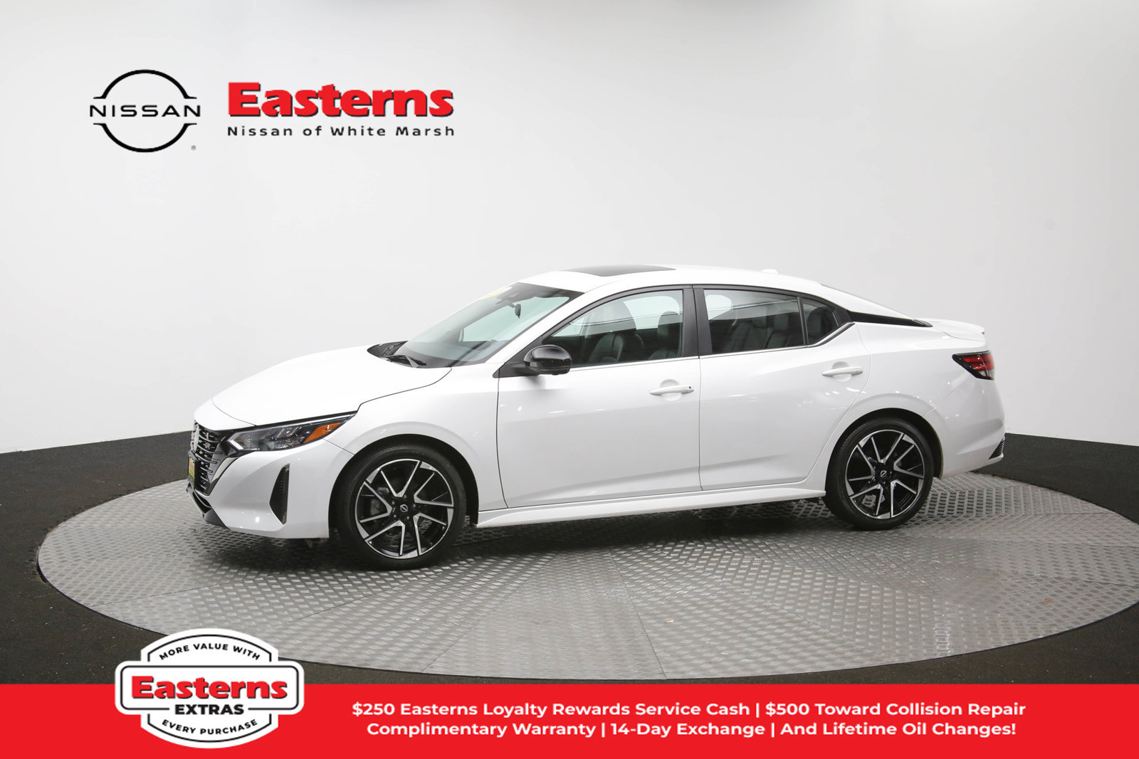 Used 2024 Nissan Sentra SR w/ SR Premium Package FWD image 58