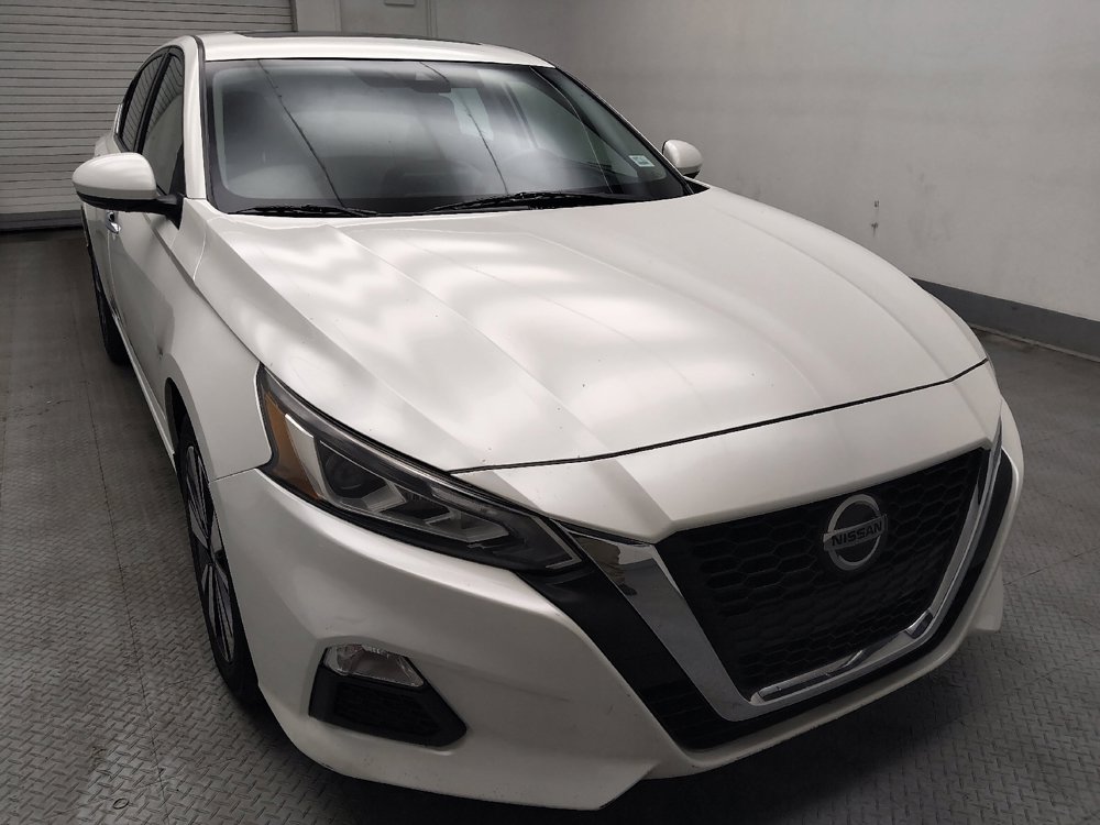 Used 2021 Nissan Altima 2.5 SV w/ SV Premium Package image 13