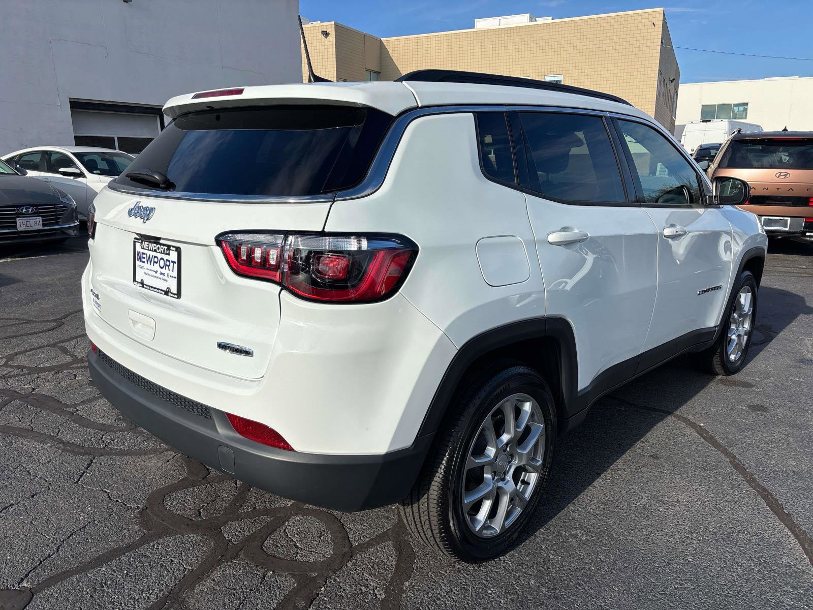 Certified 2023 Jeep Compass Latitude image 3