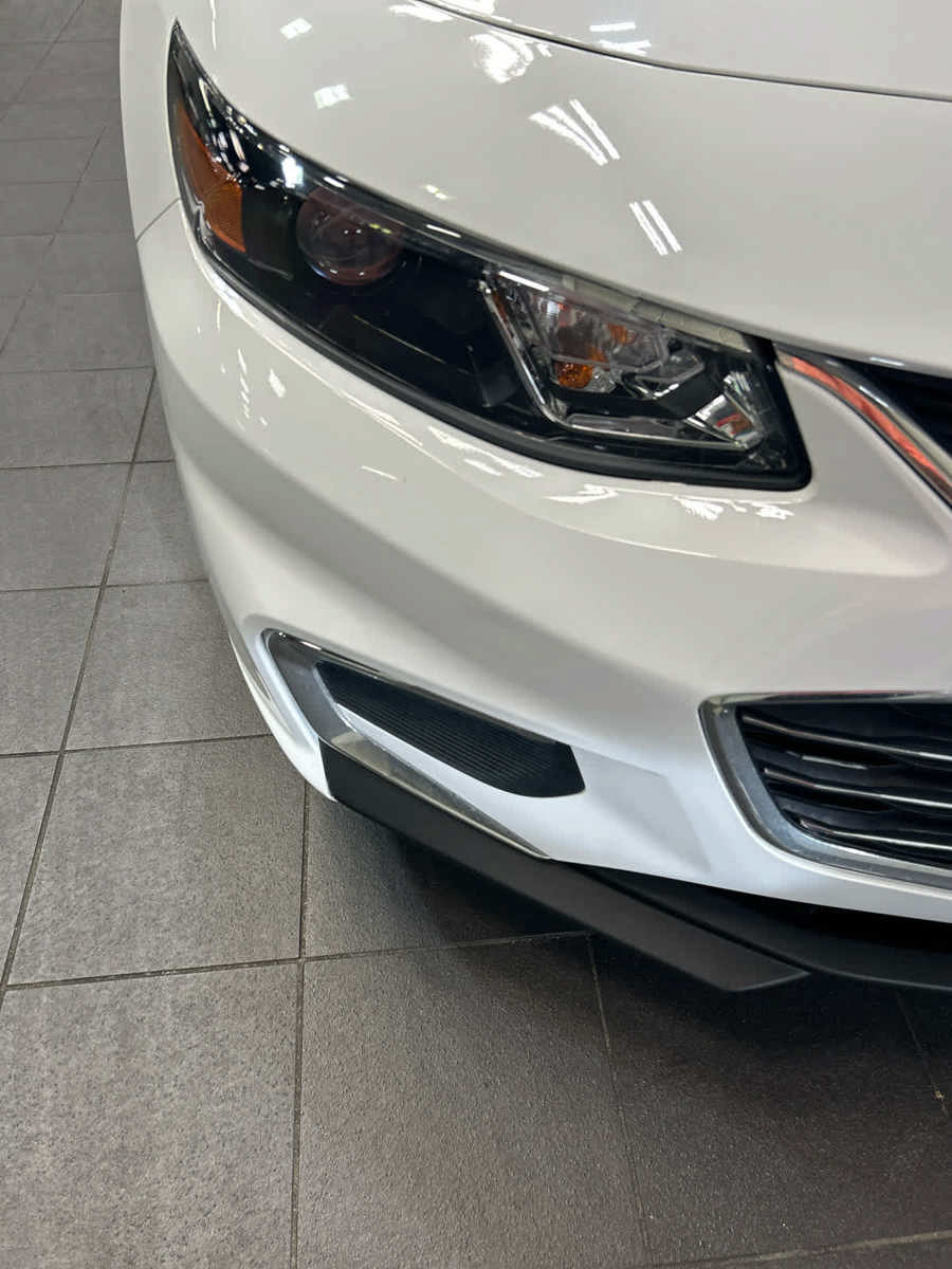 Used 2017 Chevrolet Malibu LS FWD image 4