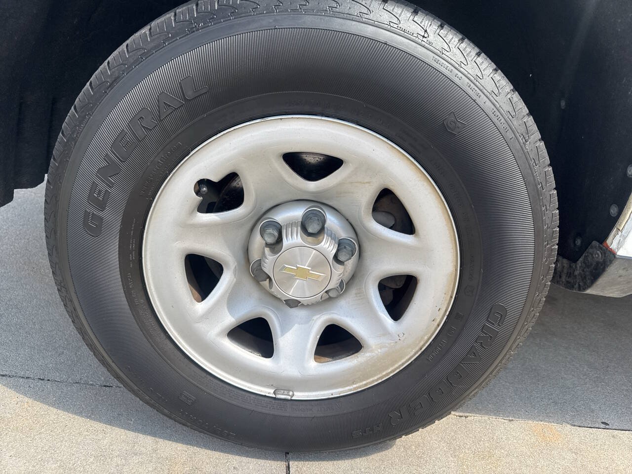Used 2017 Chevrolet Silverado 1500 W/T RWD image 19