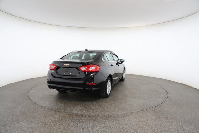 Used 2016 Chevrolet Cruze LT image 16
