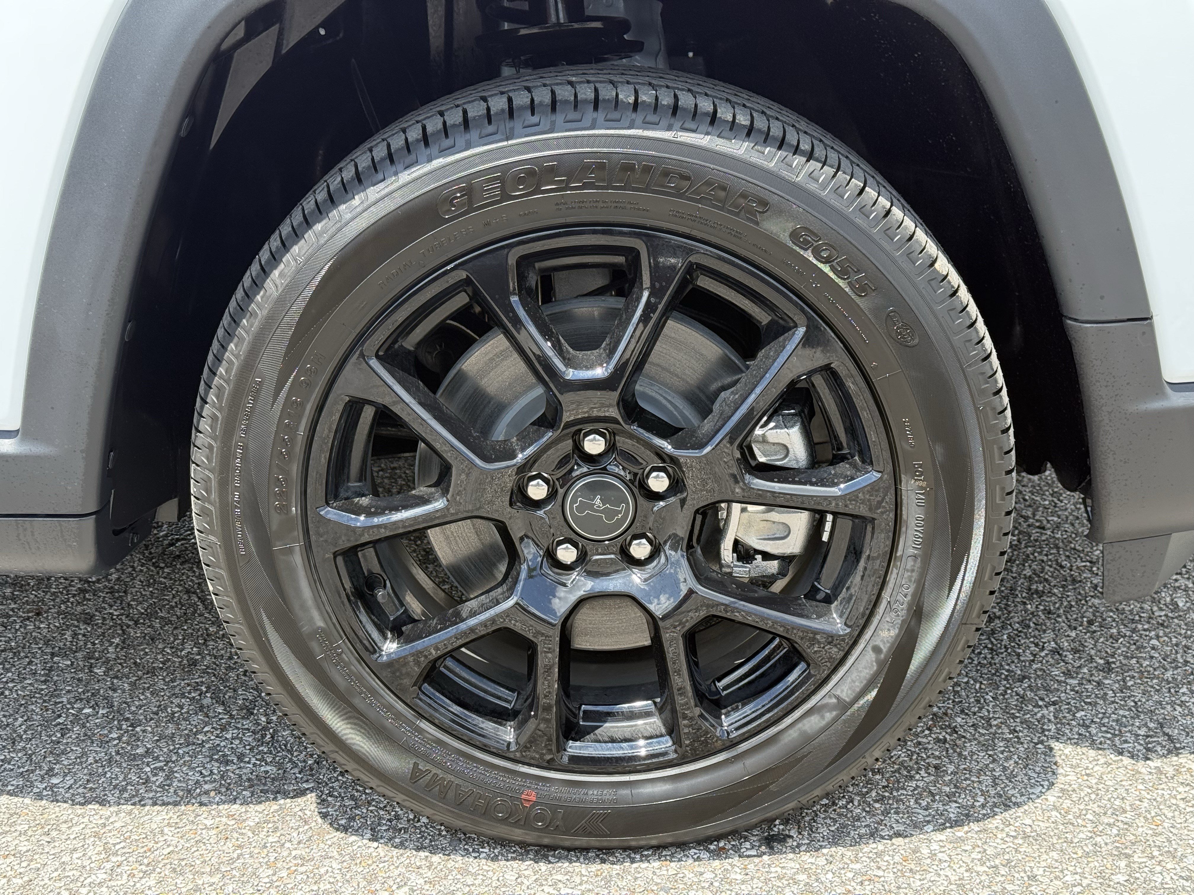 New 2026 Jeep Compass Latitude AWD/4WD image 13