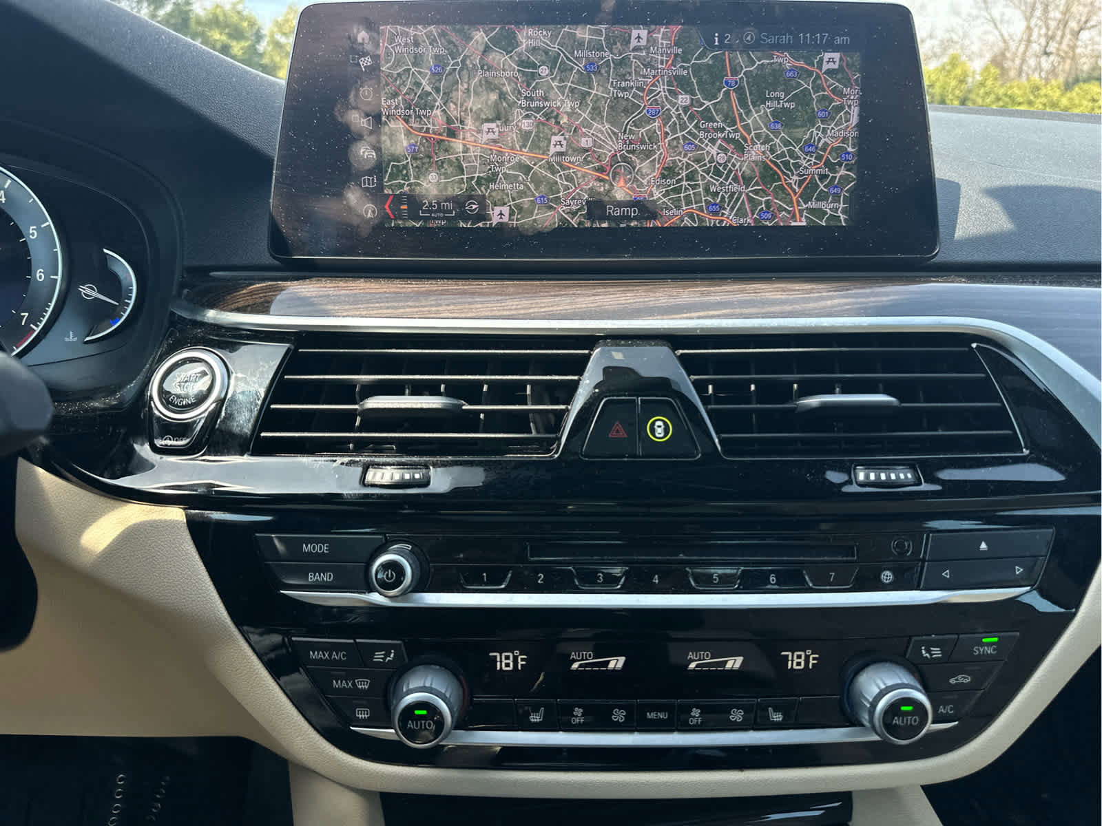 Used 2019 BMW 530i xDrive w/ Convenience Package image 13