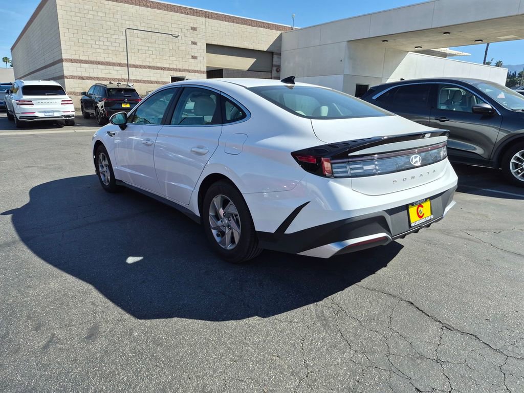 Used 2025 Hyundai Sonata SE image 5