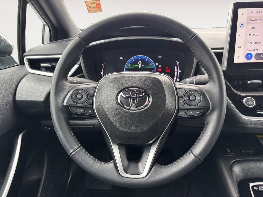 Used 2025 Toyota Corolla XSE image 15