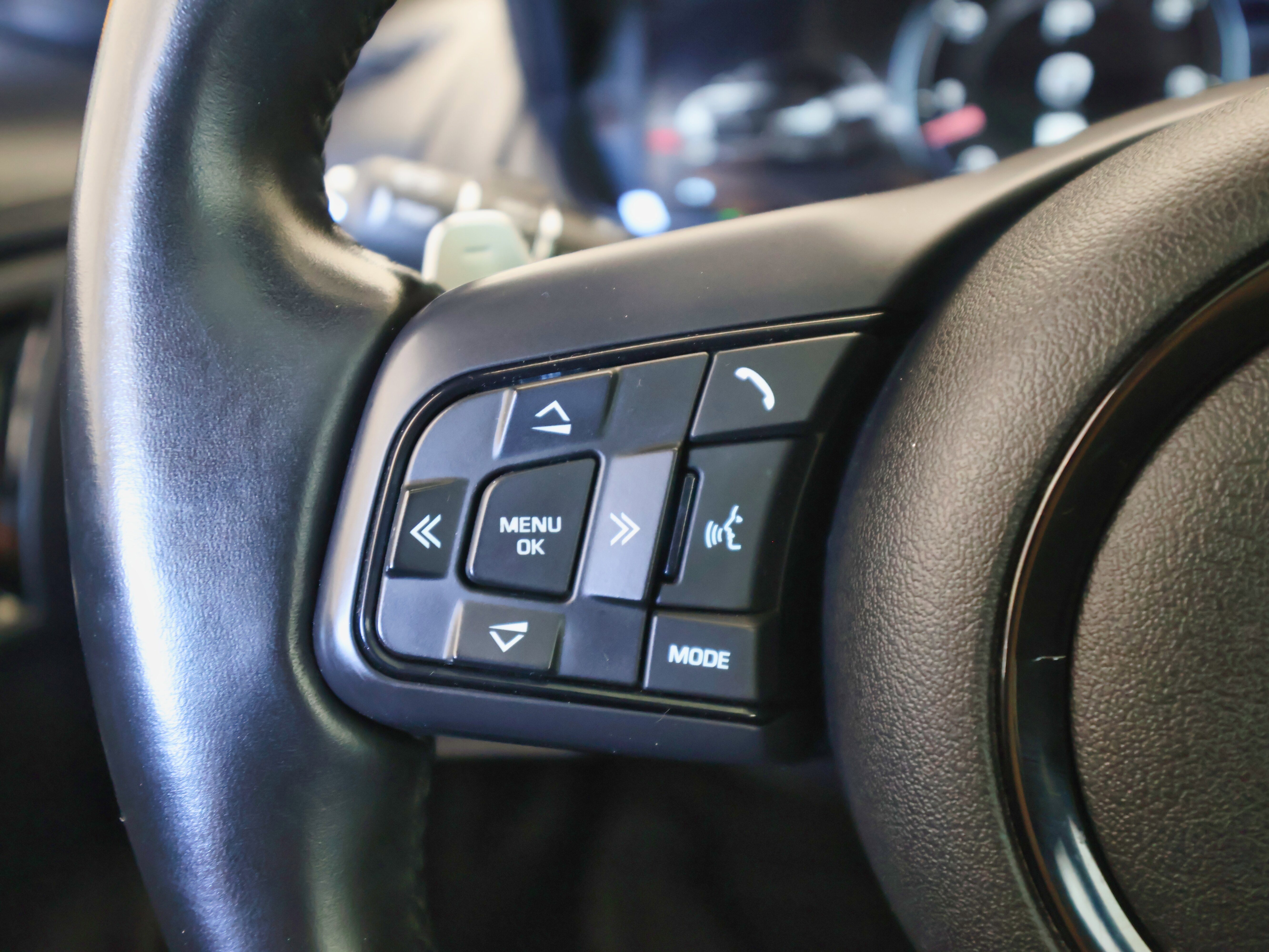 Used 2021 Jaguar F-TYPE R-Dynamic image 36