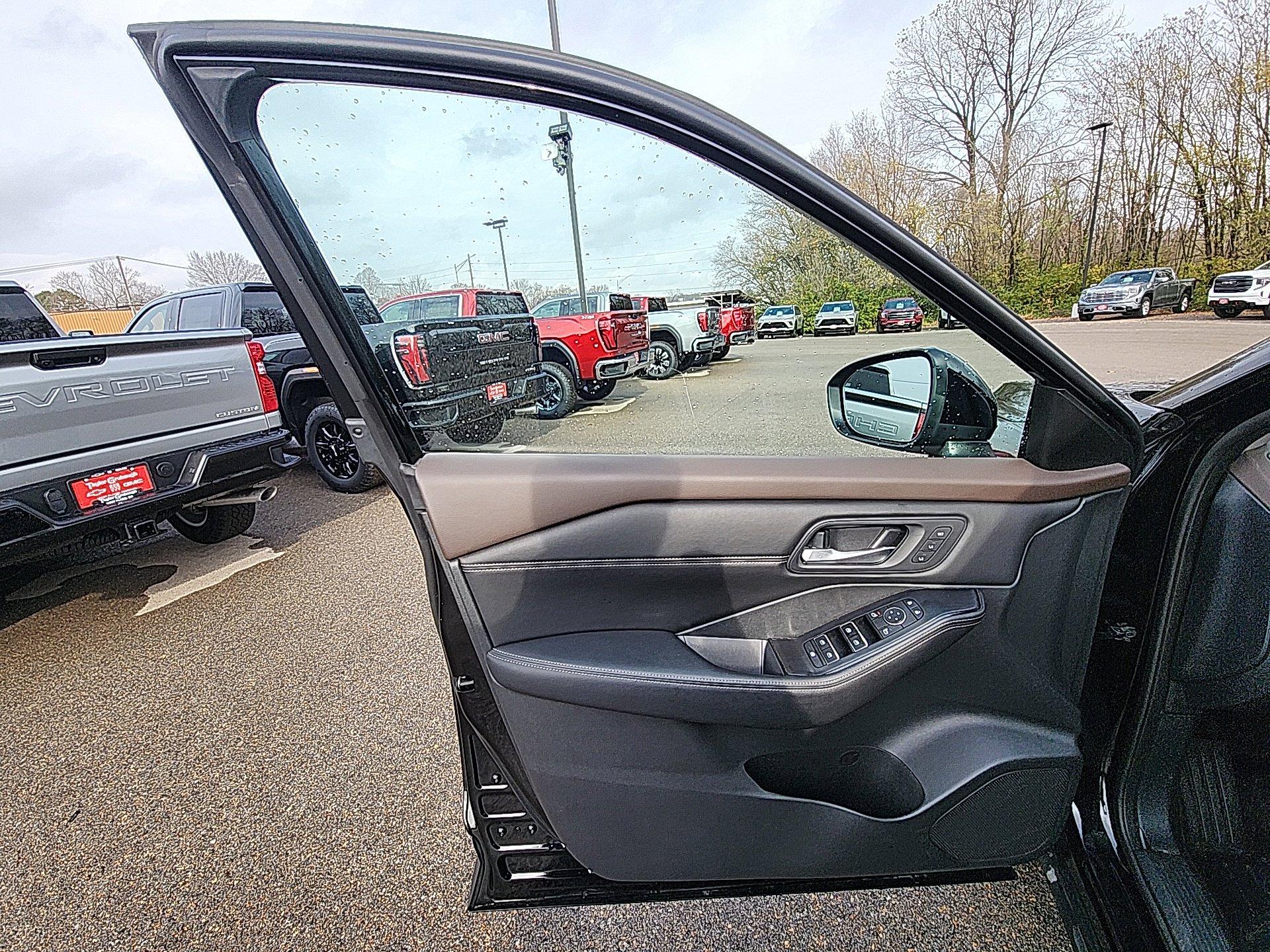 Used 2022 Nissan Rogue SL w/ SL Premium Package image 12