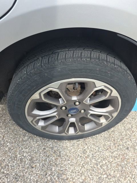 Used 2019 Ford EcoSport Titanium w/ Interior Protection Package AWD/4WD image 8