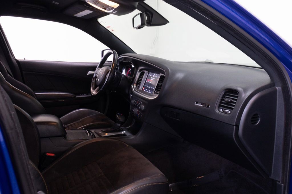 Used 2018 Dodge Charger R/T image 21