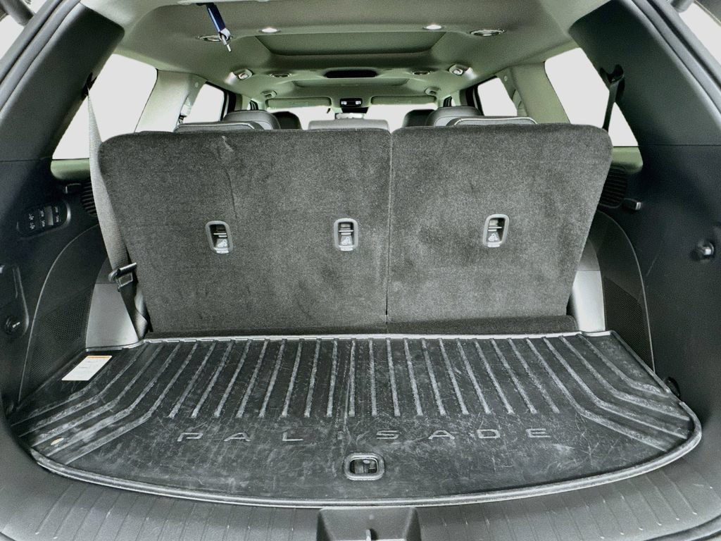 Certified 2026 Hyundai Palisade Limited FWD image 29