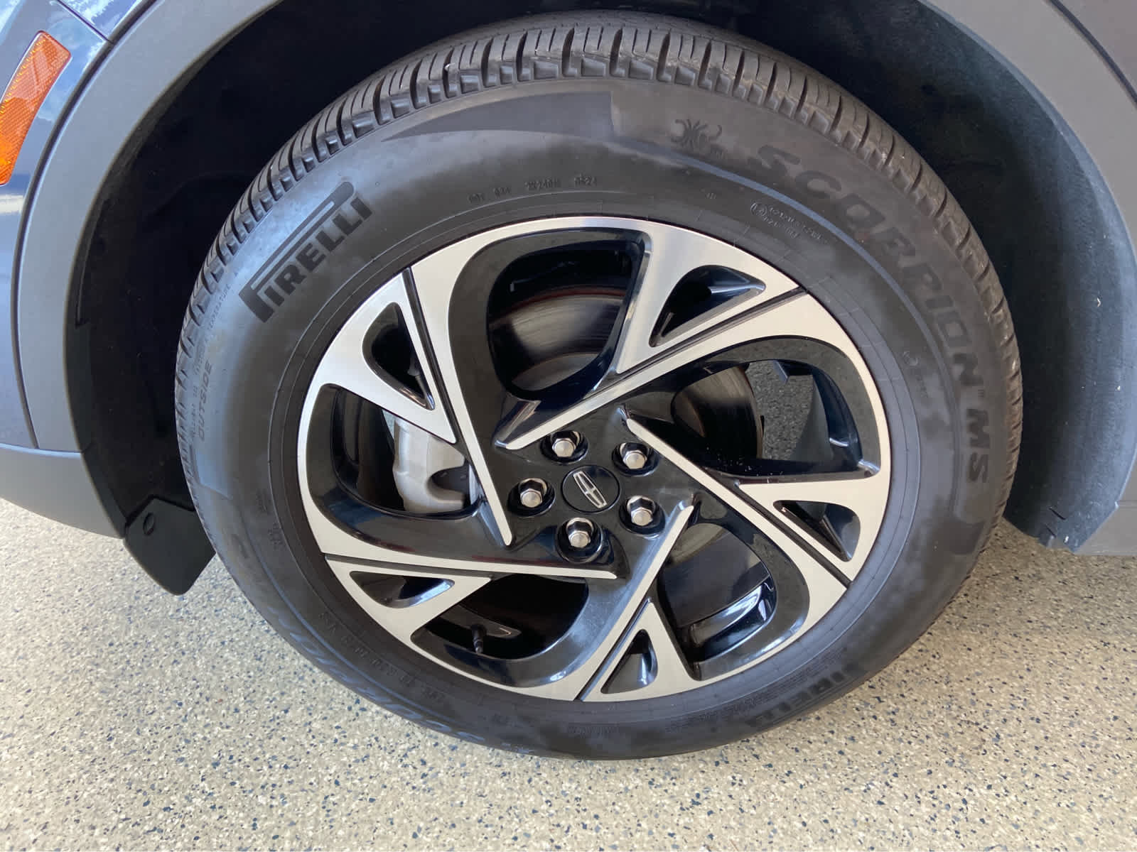 Used 2024 Lincoln Nautilus Premier w/ Equipment Group 102A image 14