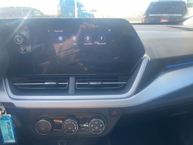 Used 2025 Chevrolet Trax LS image 11