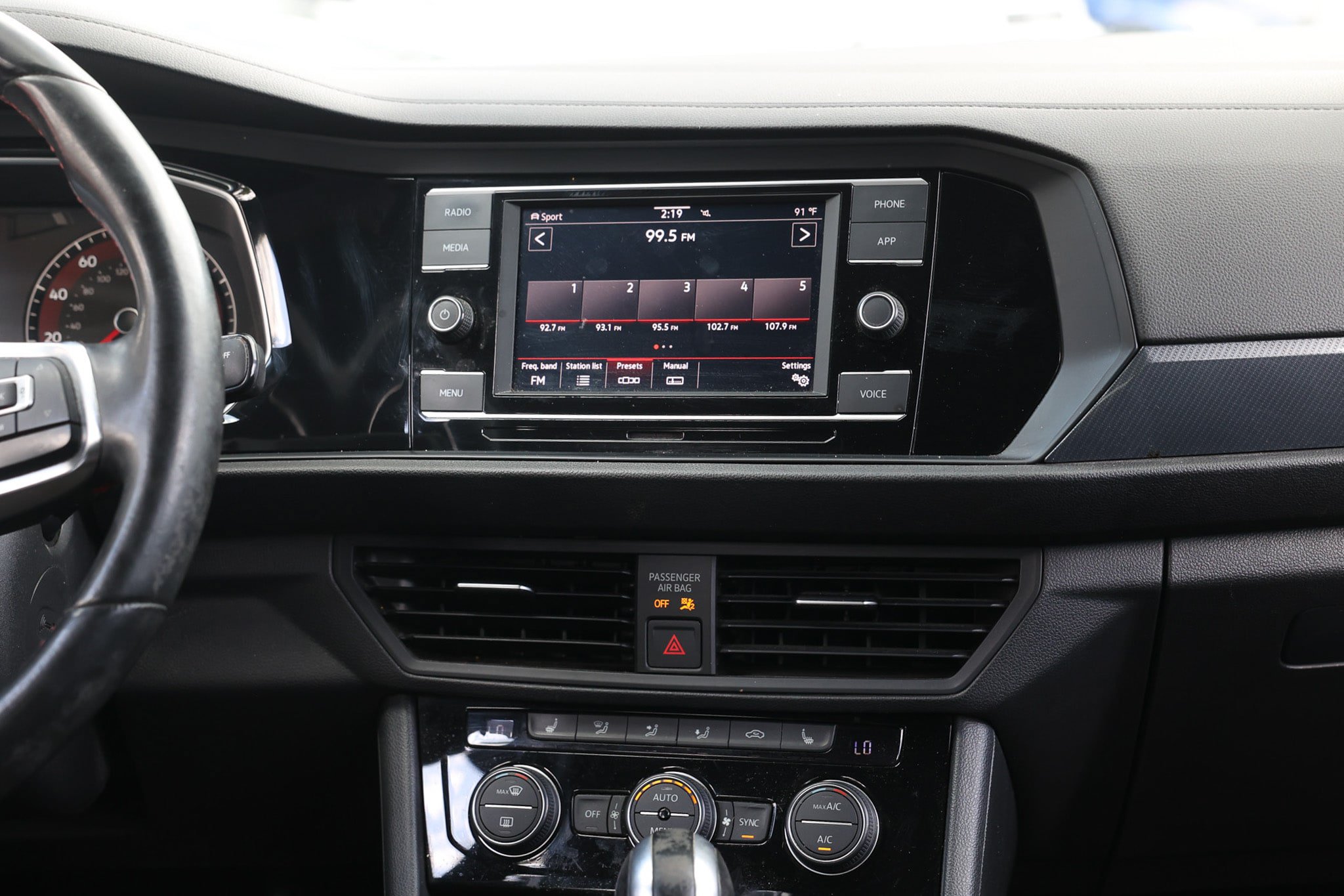 Used 2020 Volkswagen Jetta GLI FWD image 36