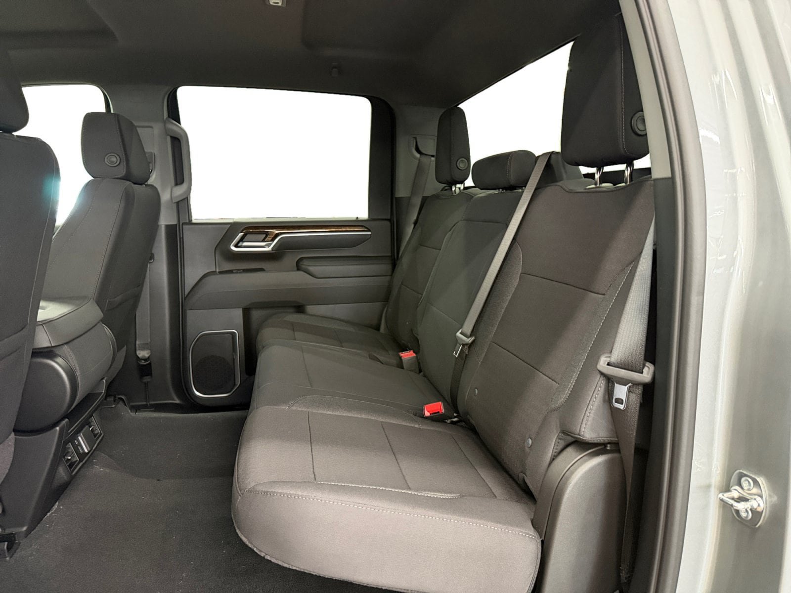 New 2026 GMC Sierra 2500 SLE w/ SLE Value Package; AWD/4WD image 10