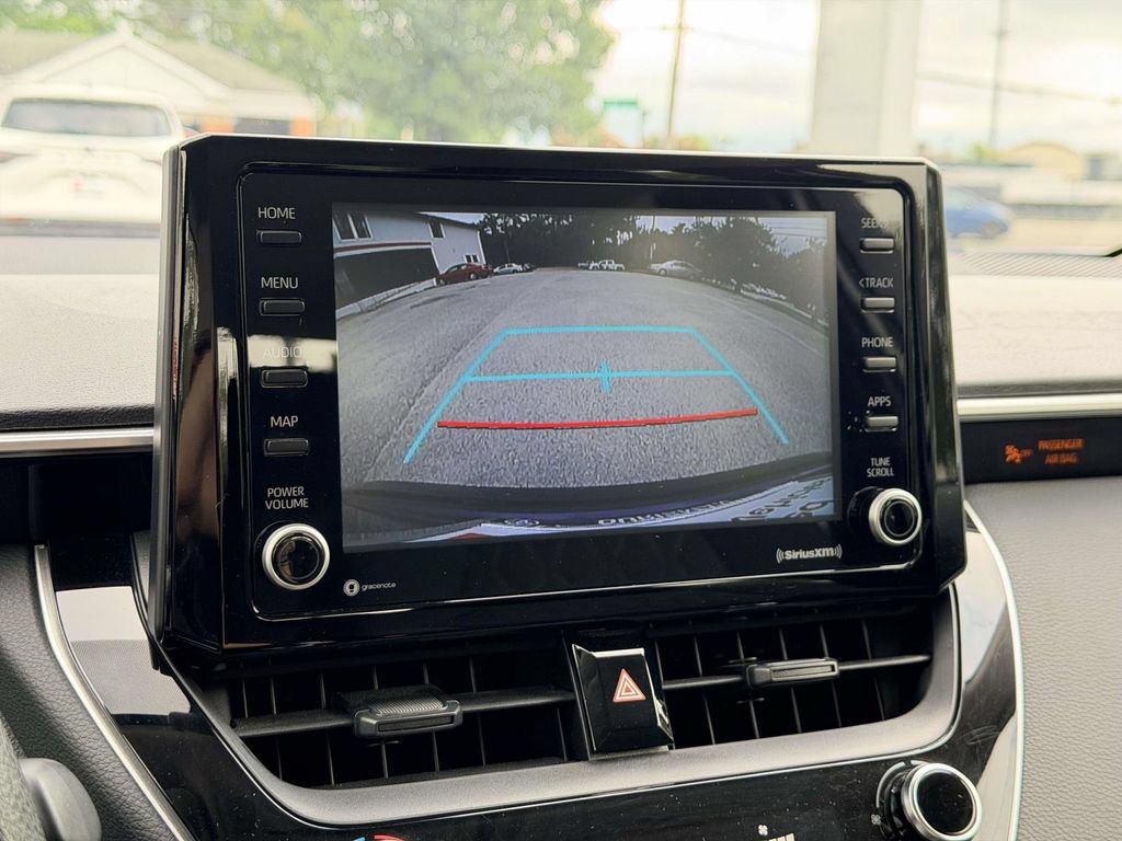 Used 2022 Toyota Corolla LE w/ Carpet Mat Package (TMS) FWD image 4