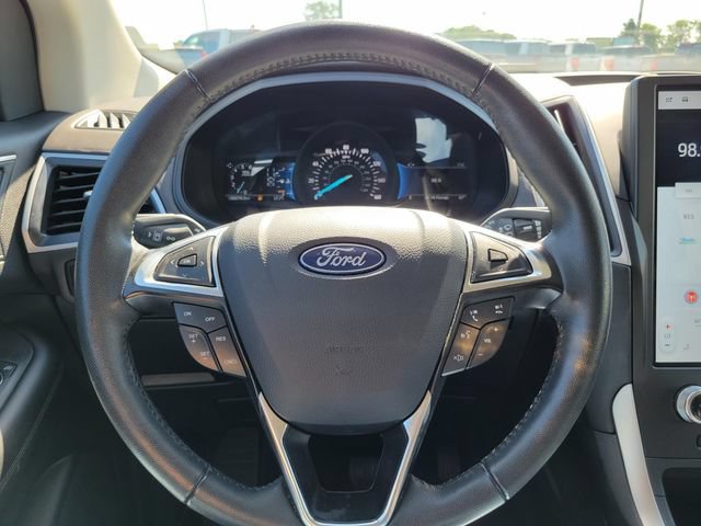 Used 2024 Ford Edge SEL AWD/4WD image 13
