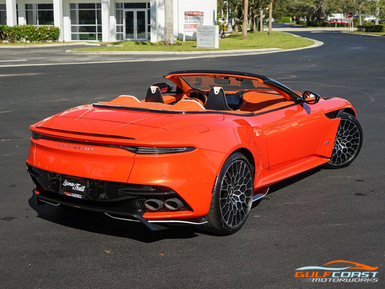 Used 2023 Aston Martin DBS Superleggera Volante RWD image 68