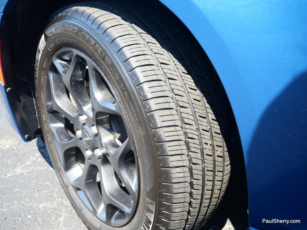 Used 2023 Chrysler 300 Touring L w/ Popular Equipment Group image 18