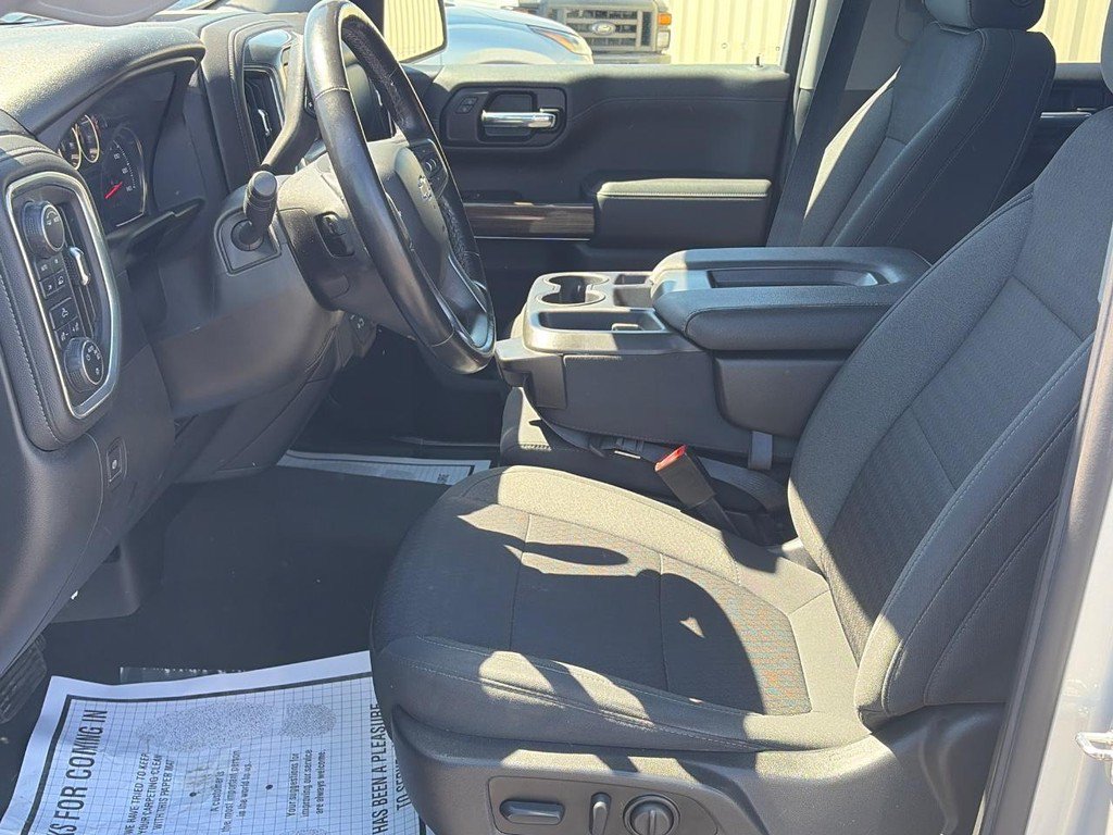 Used 2022 Chevrolet Silverado 1500 LT AWD/4WD image 18