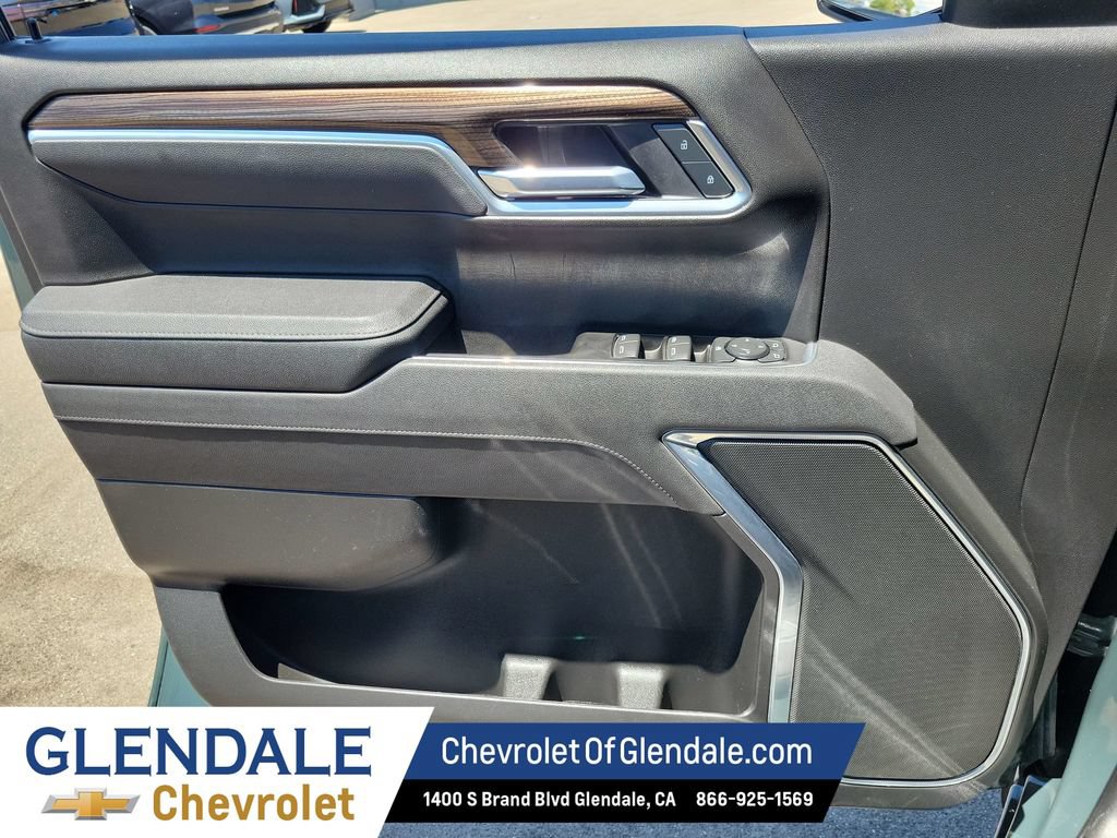 Certified 2025 Chevrolet Silverado 1500 LT RWD image 37
