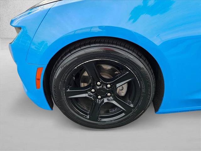 Used 2023 Chevrolet Camaro LT w/ Technology Package RWD image 23