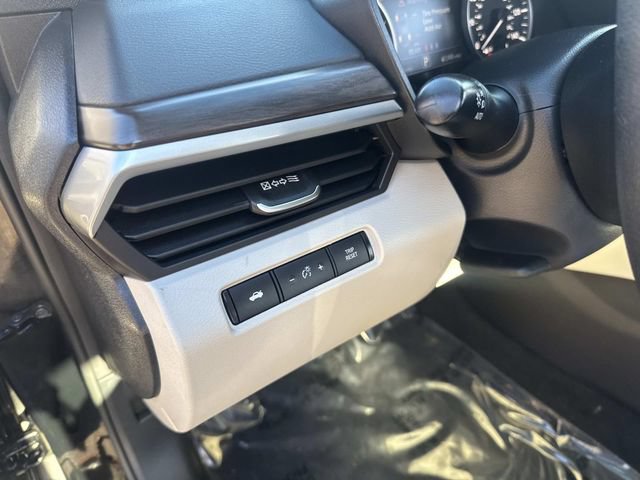 Used 2024 Nissan Altima 2.5 SV AWD/4WD image 25