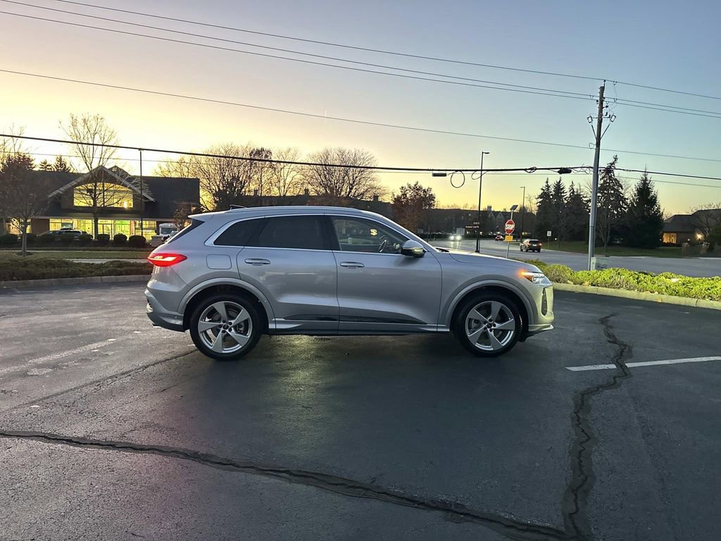 New 2025 Audi Q5 Prestige image 8