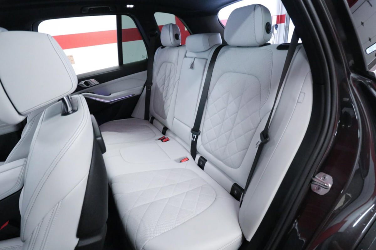 Used 2023 BMW X5 xDrive40i image 14