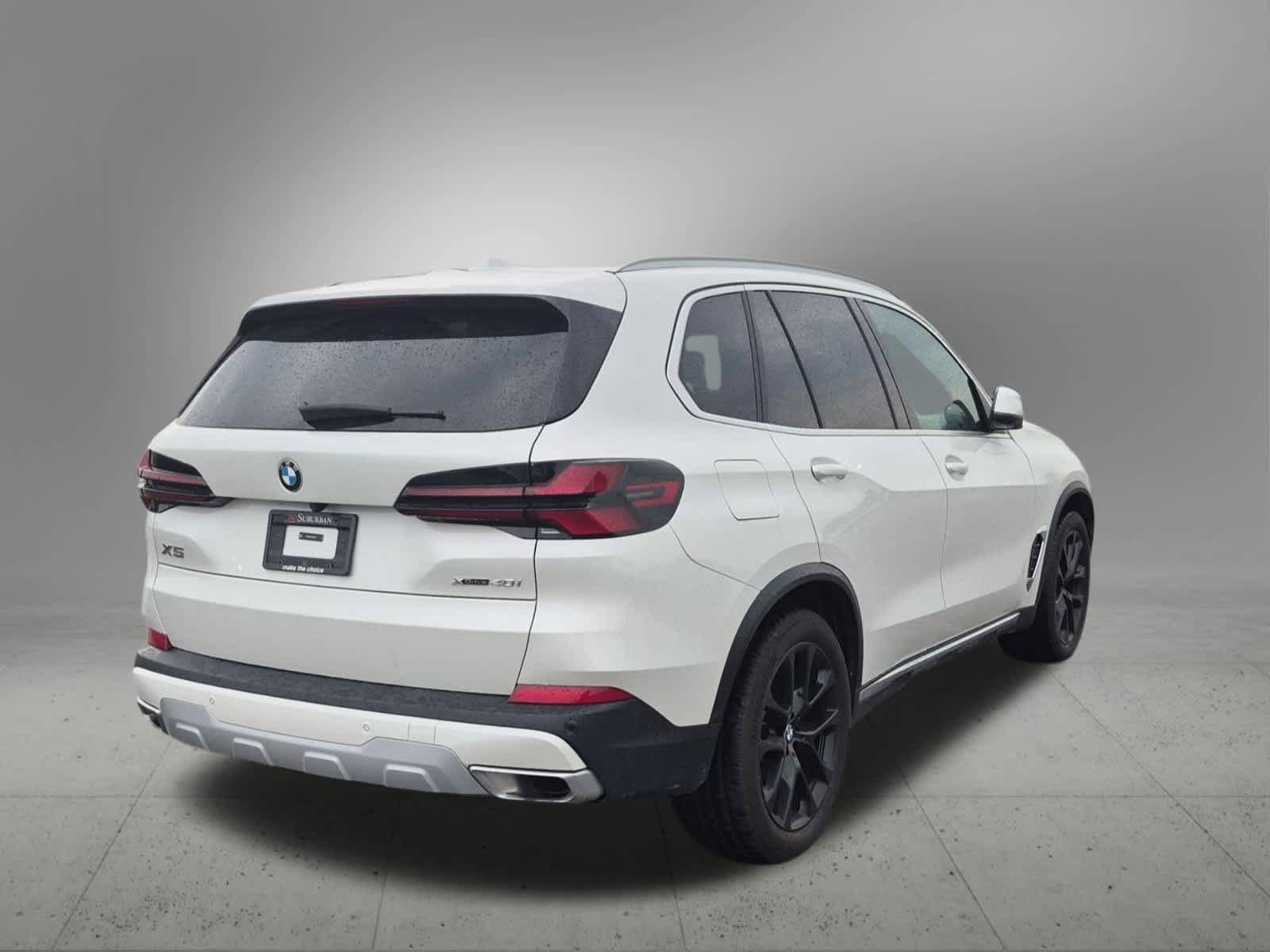 Used 2024 BMW X5 xDrive40i w/ Parking Assistance Package AWD/4WD image 6