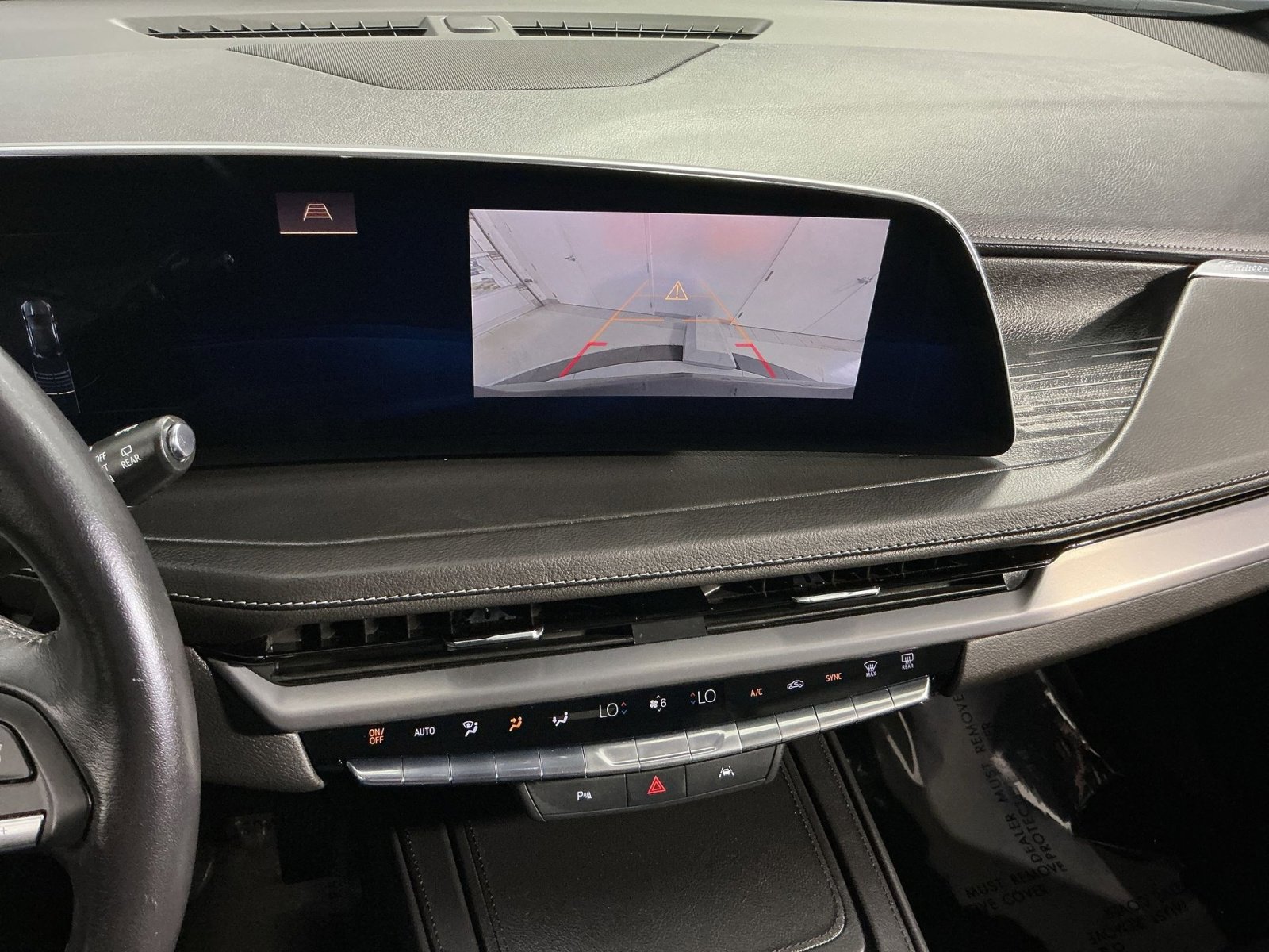 Used 2024 Cadillac XT4 Premium Luxury AWD/4WD image 20