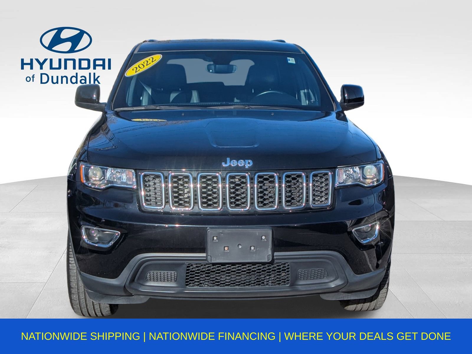 Used 2022 Jeep Grand Cherokee Laredo X image 2