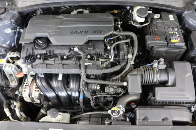 Certified 2023 Hyundai Elantra SEL FWD image 23