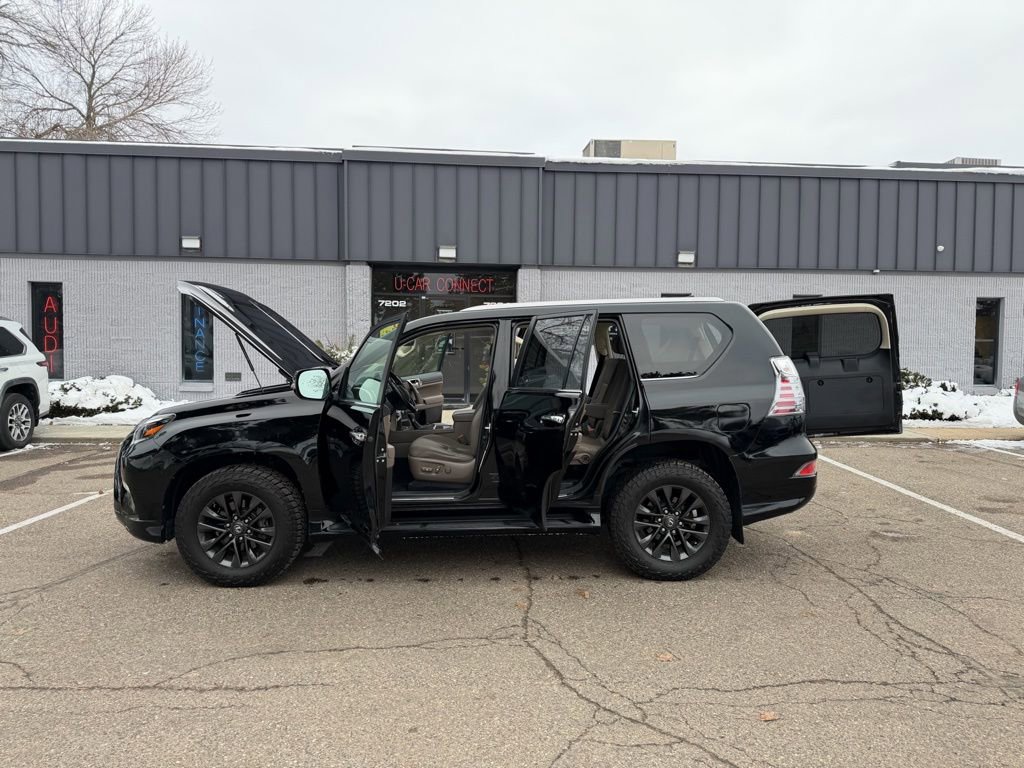 Used 2020 Lexus GX 460 Premium image 47