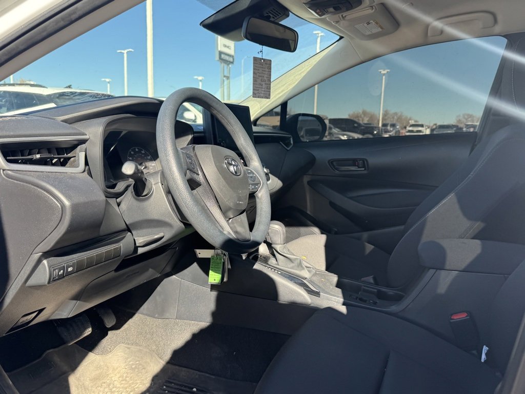 Used 2024 Toyota Corolla LE image 6