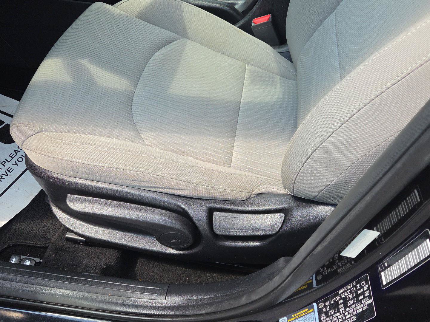 Used 2019 Kia Forte LXS FWD image 12
