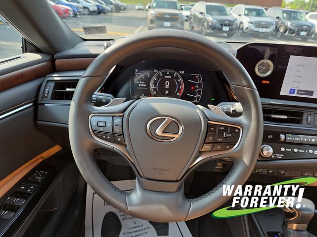 Used 2023 Lexus ES 250 w/ Premium Package AWD/4WD image 9