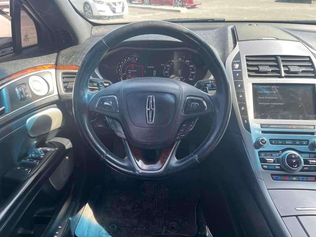 Used 2020 Lincoln MKZ Reserve w/ Luxury Package image 21