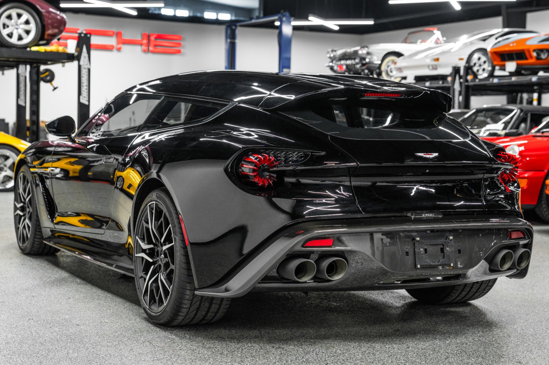 Used 2019 Aston Martin Vanquish Zagato image 6