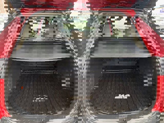 Used 2021 Toyota RAV4 XLE Premium image 9