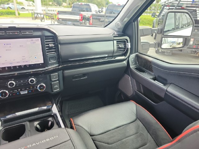Certified 2024 Ford F250 Lariat w/ Lariat Ultimate Package AWD/4WD image 23