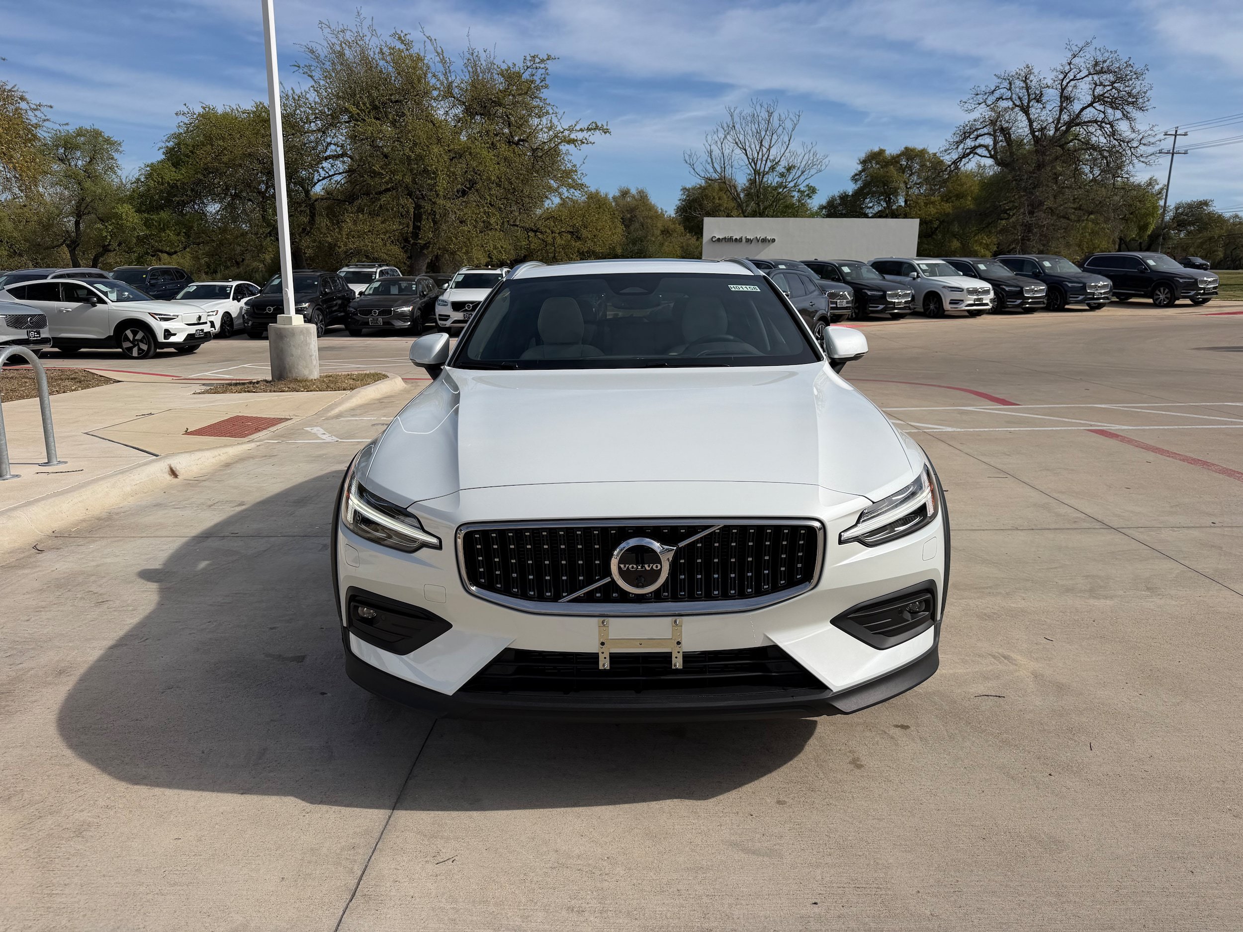 New 2026 Volvo V60 B5 Cross Country Ultra w/ Protection Package Premier AWD/4WD image 6