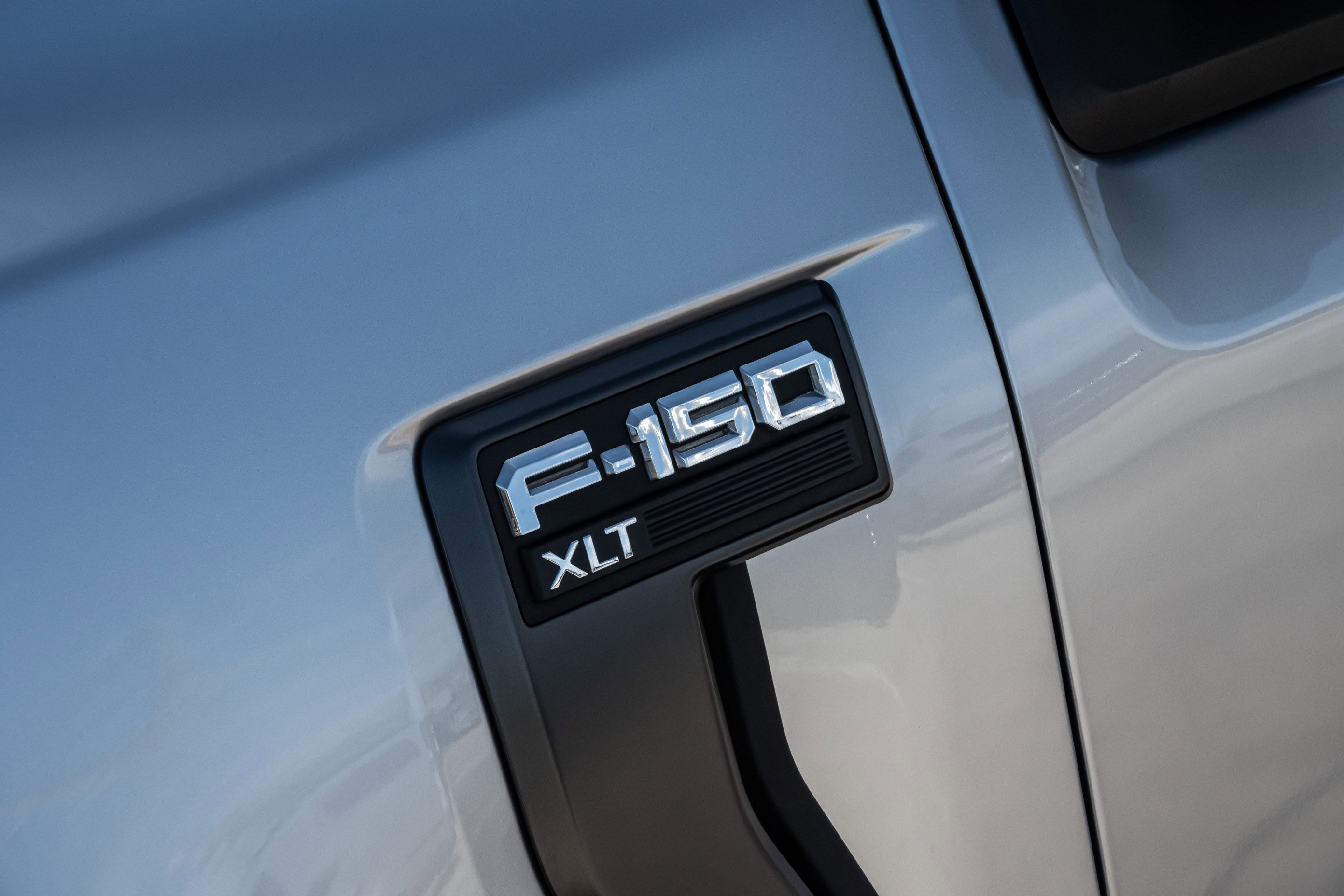 Used 2023 Ford F150 XLT w/ Equipment Group 302A High image 36