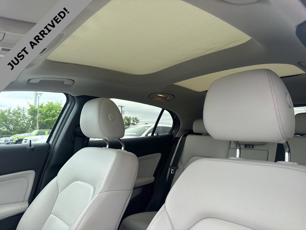 Used 2017 Mercedes-Benz GLA 250 4MATIC image 13