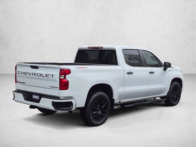 Used 2024 Chevrolet Silverado 1500 Custom w/ LPO, Dark Essentials Package AWD/4WD image 5