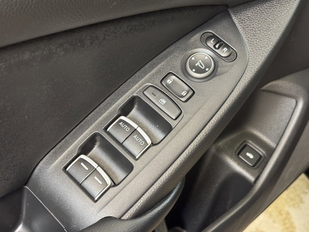 Used 2022 Honda Accord EX-L image 10