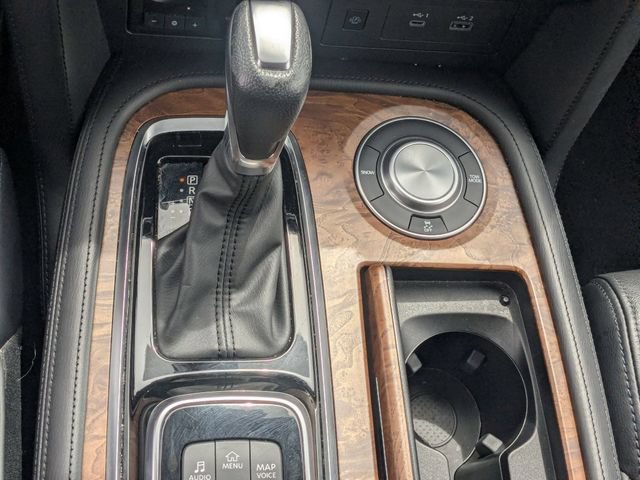 Used 2024 Nissan Armada SL w/ Captain's Chairs Package RWD image 21