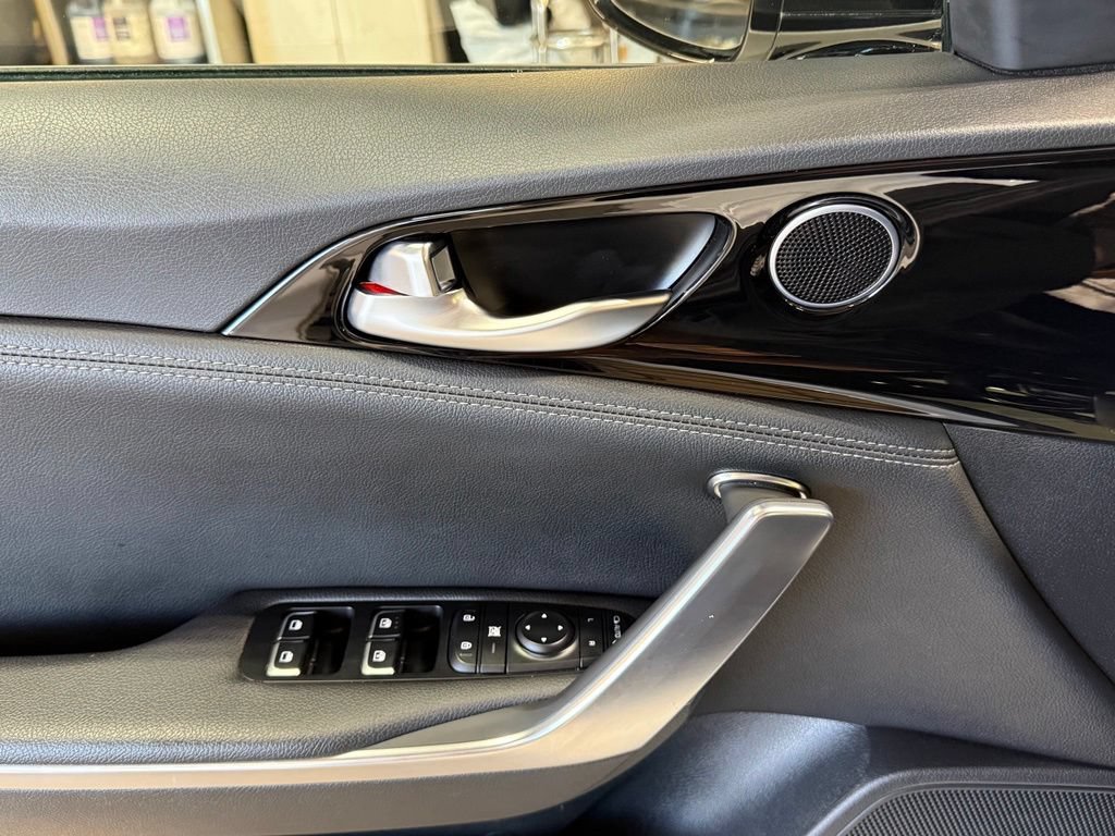 Used 2022 Kia Stinger GT-Line RWD image 35